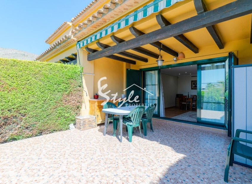 se vende adosado en Finestrat, Benidorm, Alicante, Costa Blanca, Spain. ID2790