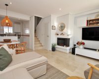 Se vende adosado en Las Violetas, Villamartín, Orihuela Costa , Costa Blanca. ID2541