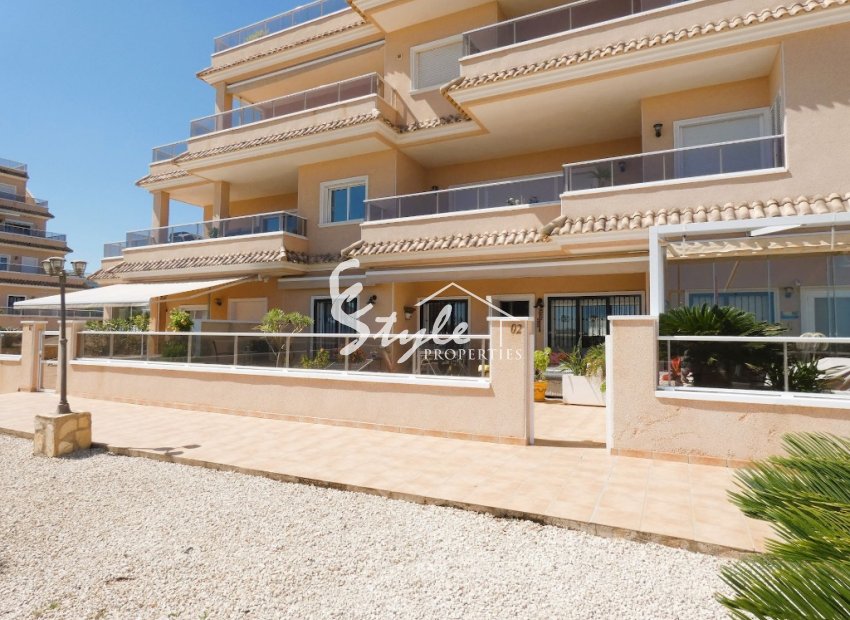 Se vende apartamento bajo en  ¨Vista Azul XVII ¨Los Doses, Orihuela Costa, Costa Blanca. ID1953