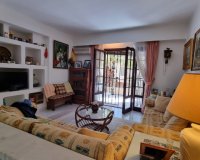 Se vende apartamento de 2 dormitorios Aldea Del Mar, Torrevieja, Costa Blanca, España. ID1349