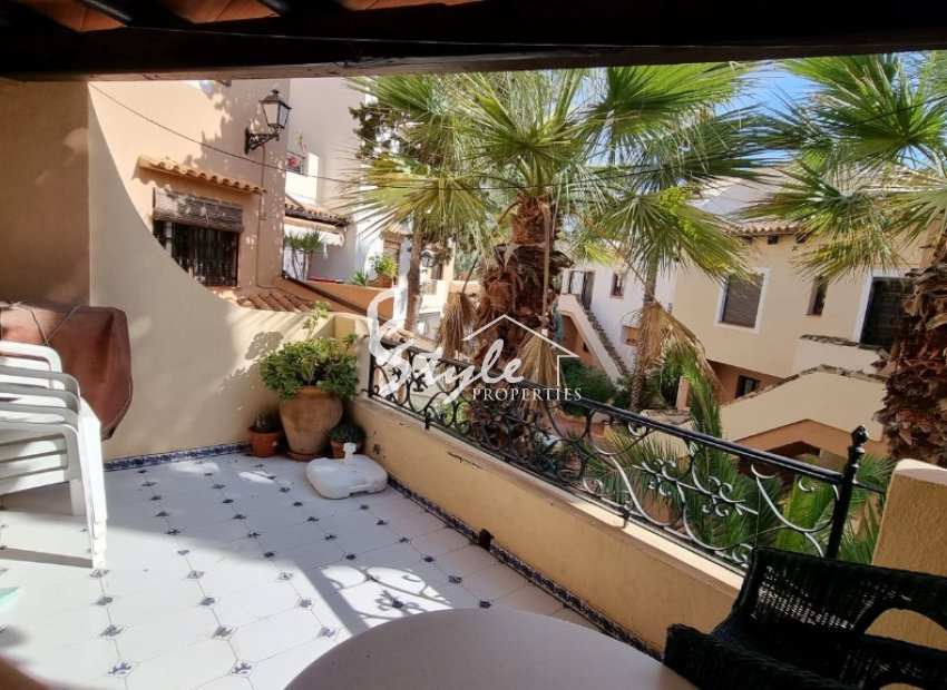 Se vende apartamento de 2 dormitorios Aldea Del Mar, Torrevieja, Costa Blanca, España. ID1349