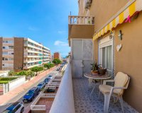 Se vende apartamento de 2 dormitorios cerca del mar en Punta Prima, Costa Blanca, España. ID2797