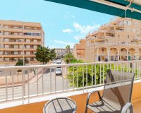 Se vende apartamento de 2 dormitorios en Punta Prima, Costa Blanca, España.ID2760