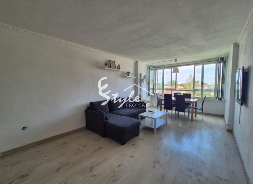 Se vende apartamento junto a la playa con vistas al mar en Punta Prima, Costa Blanca, España. ID1969