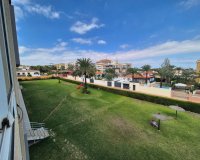 Se vende apartamento junto a la playa con vistas al mar en Punta Prima, Costa Blanca, España. ID1969