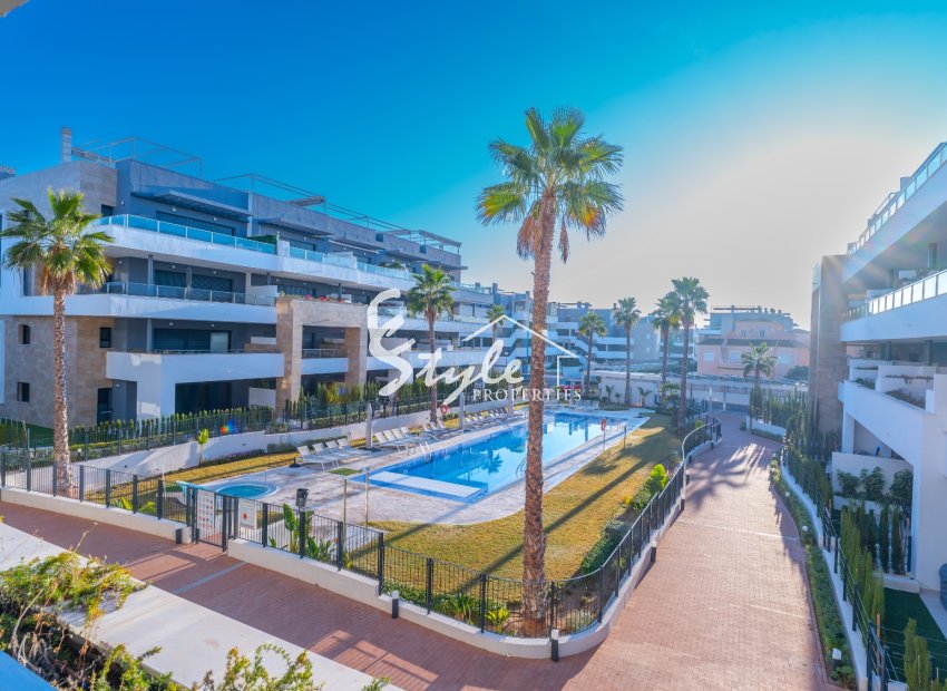 Se vende apartamento moderno en Flamenca Village , Playa Flamenca , La Zenia, Orihuela Costa. ID2134