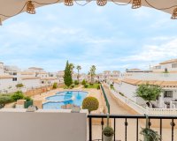 Se vende ático con solárium privado y aparcamiento en La Ciñuelica, Punta Prima, Costa Blanca. ID1965