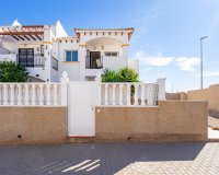 Se vende ático con vistas al mar y aparcamiento en La Ciñuelica, Punta Prima, Costa Blanca. ID2460