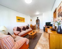 Se vende ático con vistas al mar y jardín en La Cinuelica, Punta Prima, Costa Blanca. ID3336