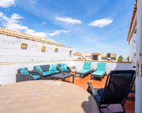 Se vende ático de 2 dormitorios con solarium privado en La Ciñuelica, Punta Prima, Los Altos, Costa Blanca. ID2426