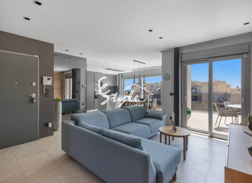 Se vende ático de lujo con vistas panorámicas en Bioko DeLUX, Cabo Roig, Orihuela Costa, Costa Blanca. ID1964