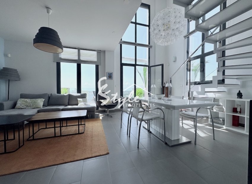 Se vende ático duplex en Las Ramblas Golf, El Farallon, Orihuela Costa, Costa Blanca. ID2850