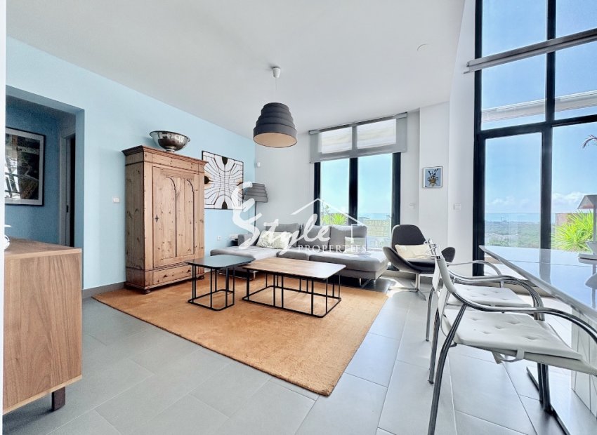 Se vende ático duplex en Las Ramblas Golf, El Farallon, Orihuela Costa, Costa Blanca. ID2850