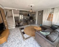 Se vende casa adosada con vistas en Los Altos, Orihuela Costa, Costa Blanca, España. ID2346