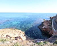 Se vende casa en primera línea con piscina en Cabo Roig, Costa Blanca, España. ID1281