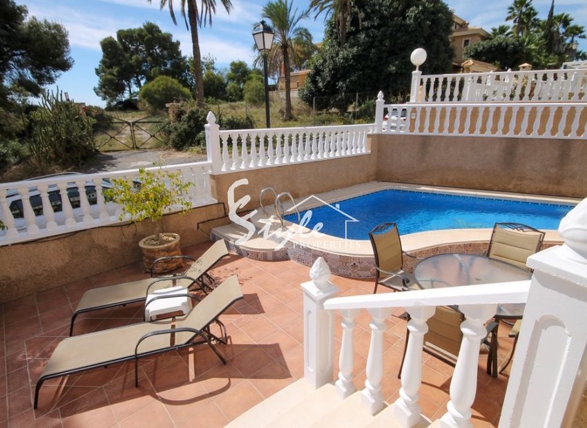 Se vende casa pareada El Galan, Villamartin, Orihuela Costa, Costa Blanca. ID1514