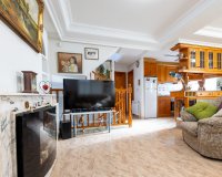 Se vende chalet de 3 dormitorios y gran sótano en Los Altos-La Florida, Costa Blanca, España. ID2322