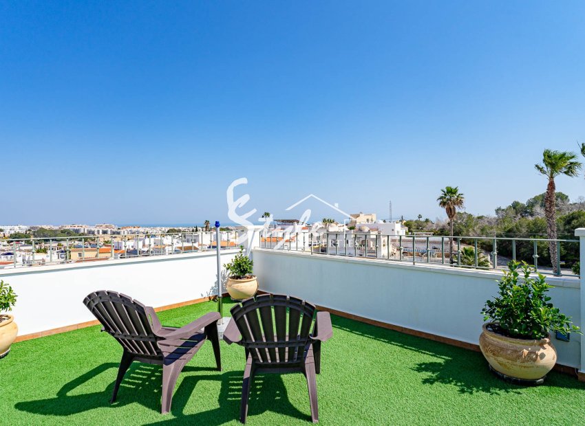 Se vende chalet en Blue Lagoon, Orihuela Costa, Costa Blanca. ID 2522