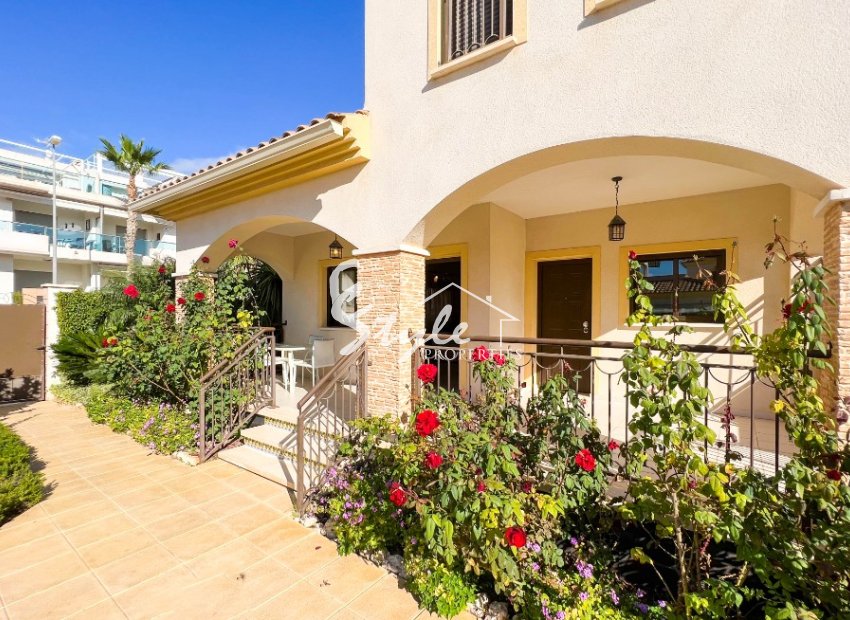 Se vende chalet independiente con piscina en Doña Pepa, Ciudad Quesada, Costa Blanca, España. ID1356