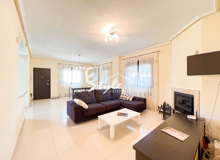 Se vende chalet independiente con piscina en Doña Pepa, Ciudad Quesada, Costa Blanca, España. ID1356