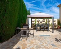 Se vende espaciosa villa de 4 dormitorios en Algorfa, Costa Blanca, España. ID1929