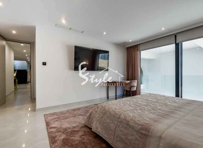 Se vende nueva villa de lujo con vistas al mar en Finestrat, Costa Blanca, España. ON1778