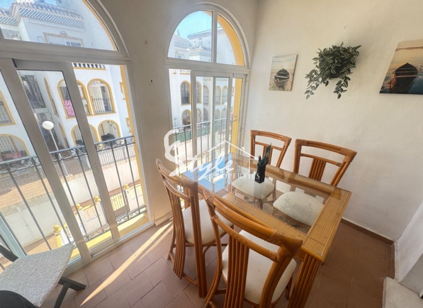 se vende piso cerca de la playa La Zenia,  Orihuela Costa, Costa Blanca, Spain. ID1936