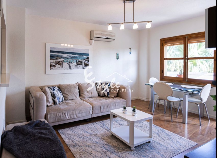 Se vende piso en la Regia, Orihuela Costa. ID2543