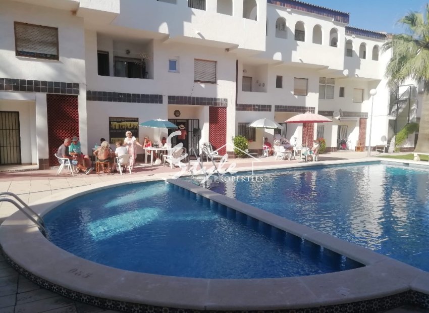 se vende piso en Punta Prima, Torrevieja,Costa Blanca. ID1339