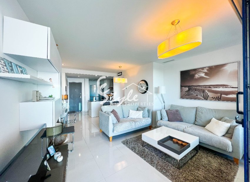 se vende piso en Sea Senses, Punta Prima, Costa Blanca. .ID1707