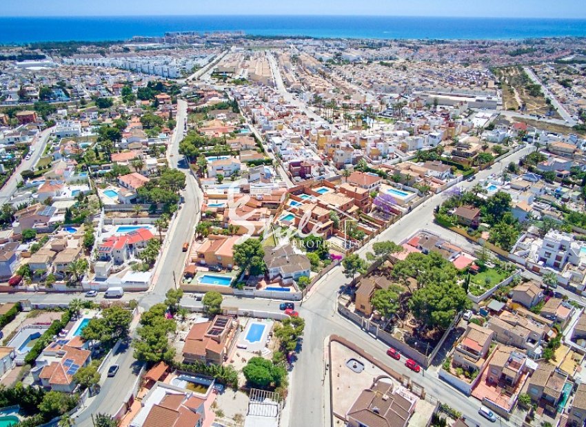 Se vende terreno en Los Balcones Torrevieja Costa Blanca. ID016