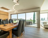 Se vende villa de lujo con jardín y piscina cerca del campo de golf en Colinas Golf & Country Club de Campoamor