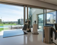 Se vende villa de lujo con jardín y piscina cerca del campo de golf en Colinas Golf & Country Club de Campoamor