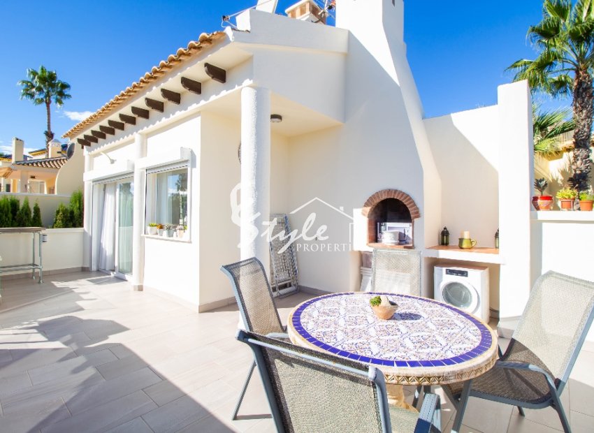 se vende villa in Las Ramblas, Orihuela Costa, Costa Blanca. ID1723