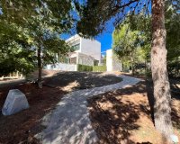 Se vende villa moderna cerca de campos de golf en Las Colinas, Costa Blanca, España. ID1273
