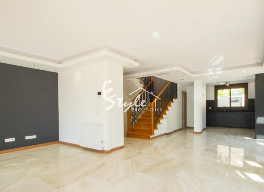 Se vende villa nueva en Finestrat, Costa Blanca, España ON1811