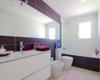 sell a villa with private pool near the sea in Mil Palmeras, Pilar de la Horadada, with views