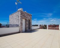 sell a villa with private pool near the sea in Mil Palmeras, Pilar de la Horadada, with views