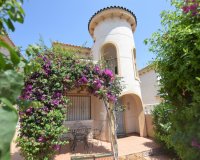 Semi-detached 3-bedroom chalet for sale near the golf course in Las Filipinas, Villamartin