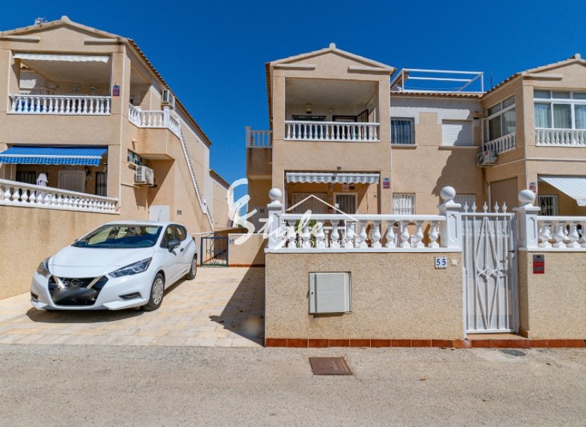 South facing top floor apartment  for sale in Cinuelica, Punta Prima, Costa Blanca, Spain. ID2922