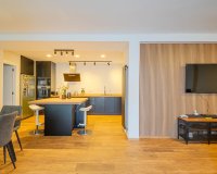 Современная вилла c 5 спальнями и бассейном  в Лос Балконес, Лос Альтос, Торревьеха. ID2694