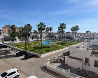 Sunny 2-Bedroom Apartment with Pool Views in Residencial Jumilla II, Playa Flamenca. ID2997