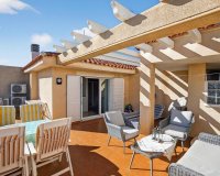 Sunny penthouse for sale in the gated community of Zenia Mar, Playa Flamenca, Orihuela Costa, Spain. ID2341