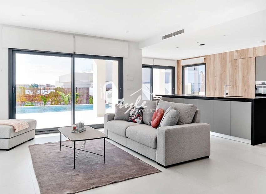 Superb Key Ready villa with 4 bedrooms for sale in Los Montesinos, Costa Blanca South, Spain