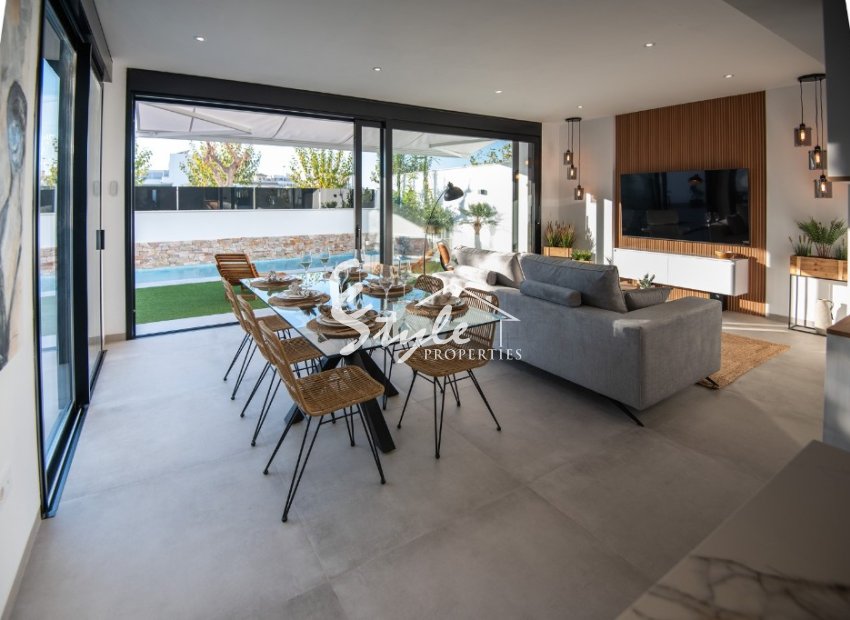 Таунхаусы новой постройки на продажу в Сан-Хавьере, Мурсия, Испания. ОN1675