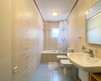 В продаже эксклюзивная вилла класса люкс с большим участком в Вилламартин, Коста Бланка, Испания. ID3484