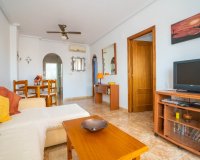 В продаже квартира в комплексе с бассейном у моря в Пунта Прима, Коста Бланка, Испания. ID3338