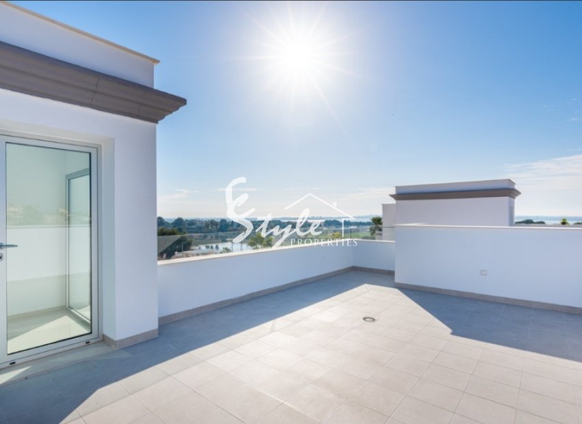  В продаже новая вилла в элитном районе Сьюдад Кесада, Коста Бланка, Испания ON1416