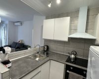 В продаже современная квартира с видом на море и рядом с пляжем в Торревьеха, Коста Бланка, Испания. ID2433