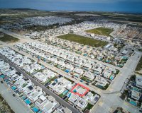 В продаже вилла 2024 года постройки с личным бассейном и солярием в Вистабея Гольф, Ориуэла Коста, Коста Бланка. ID2993